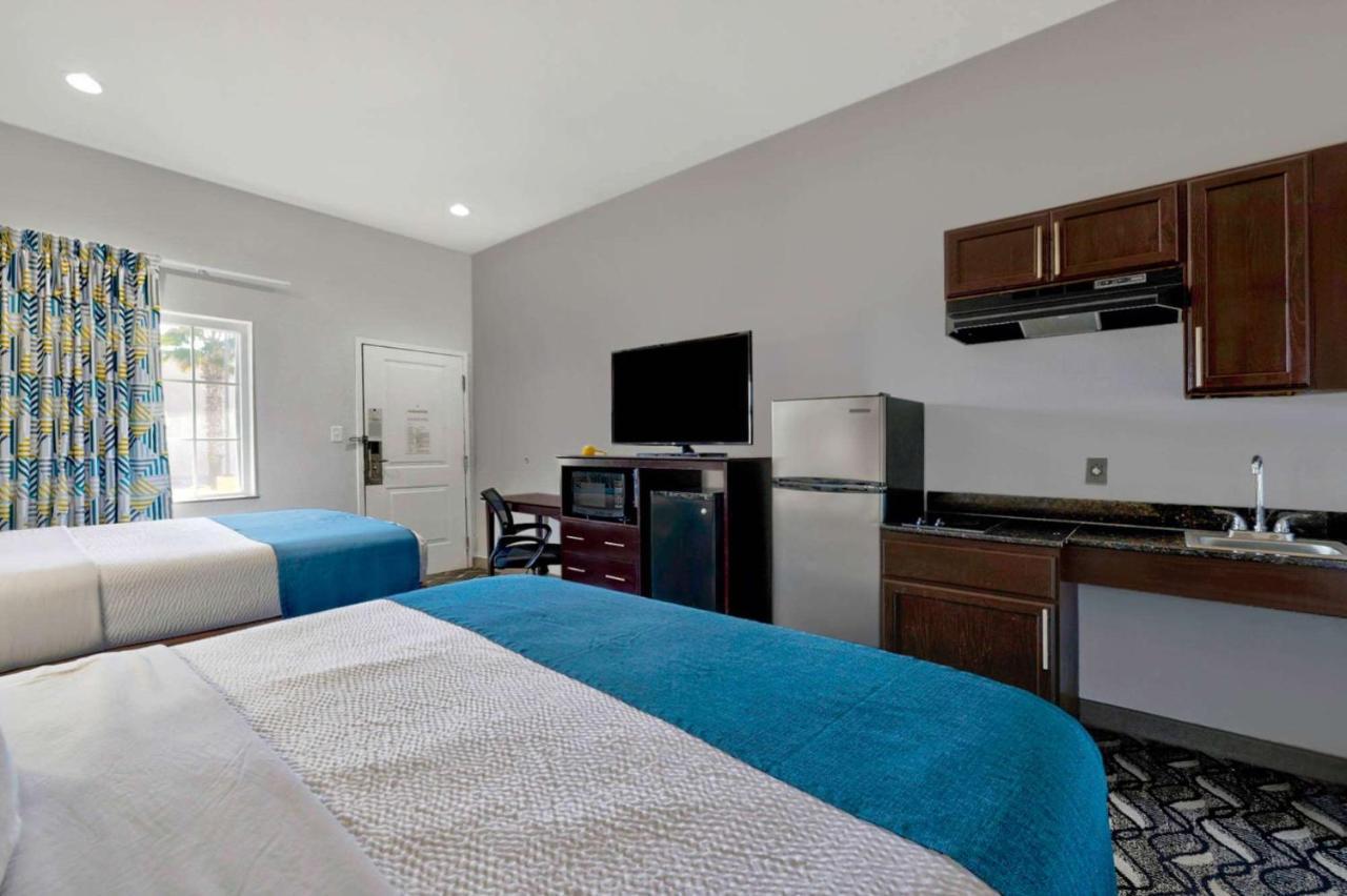 Studio 6-Pleasanton, Tx Εξωτερικό φωτογραφία